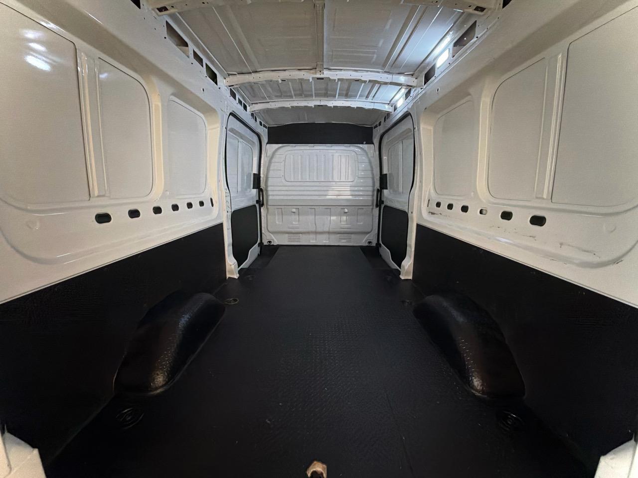 2023 LDV Edeliver 9