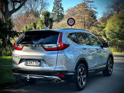 2017 Honda CRV - Thumbnail