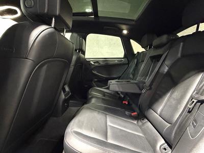 2014 Porsche Macan - Thumbnail