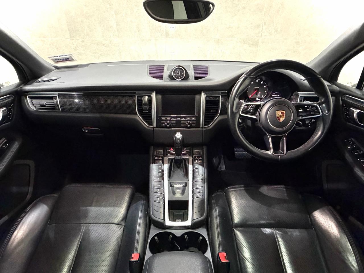 2014 Porsche Macan