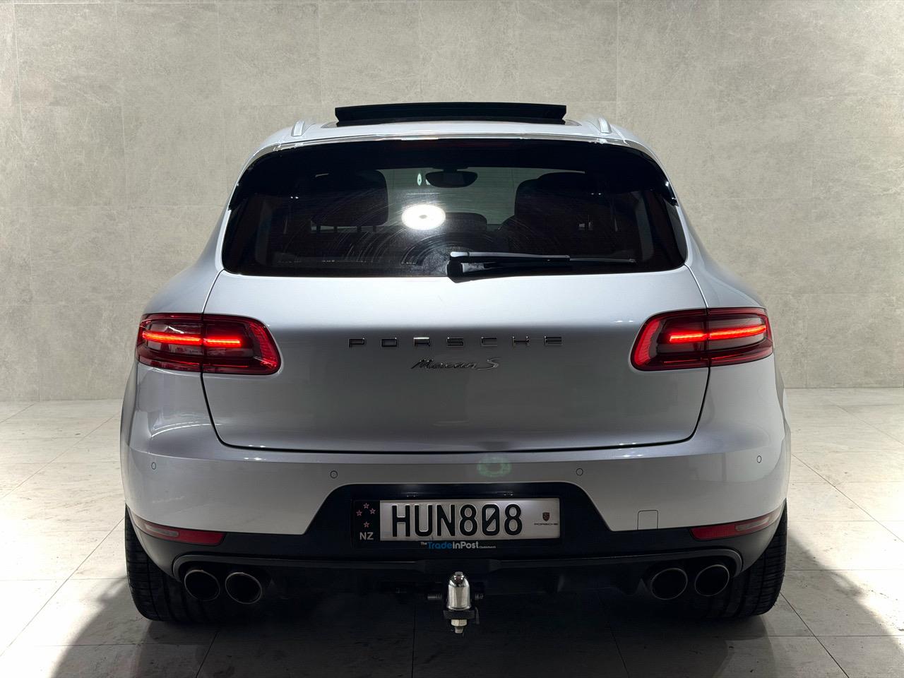 2014 Porsche Macan