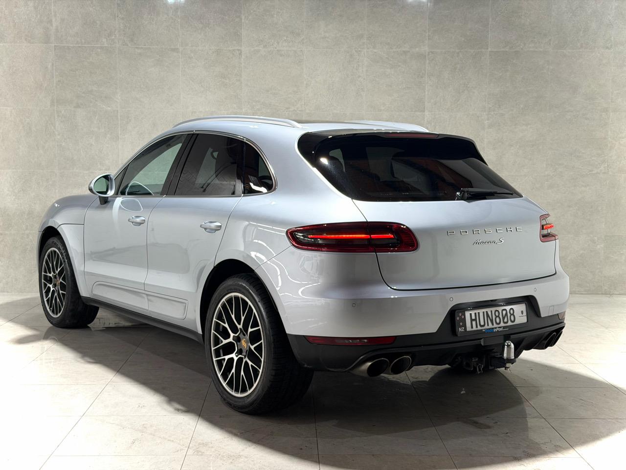 2014 Porsche Macan