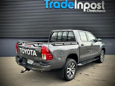 2022 Toyota Hilux - Thumbnail