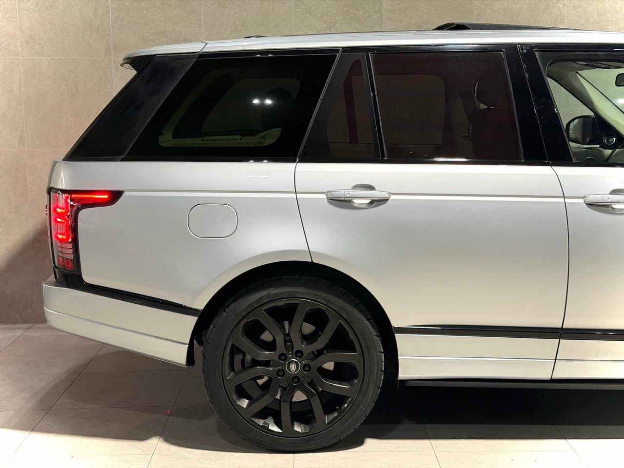 2014 Land Rover Range Rover Vogue