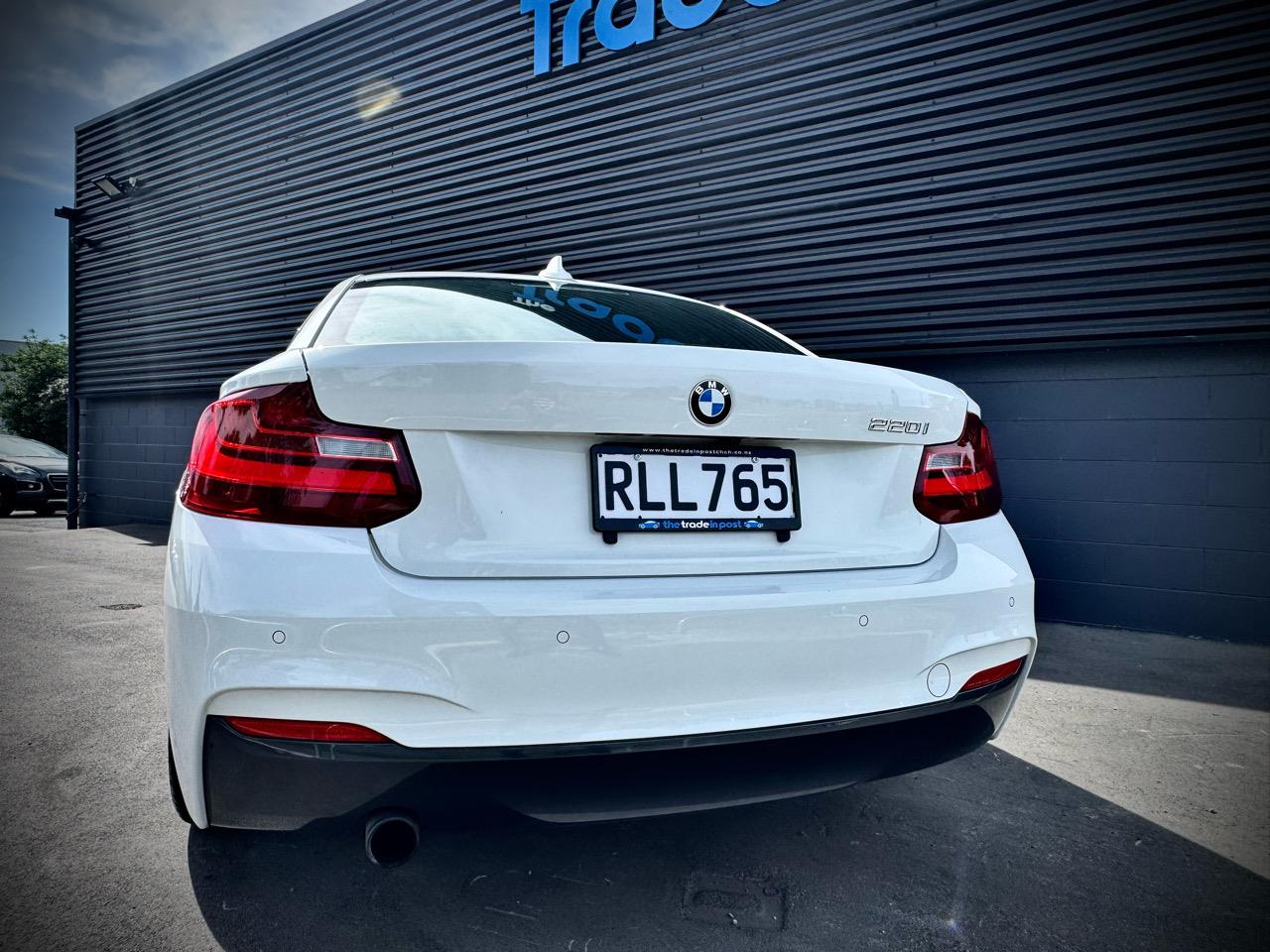 2016 BMW 220I