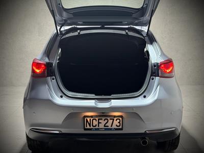 2020 Mazda Mazda2 - Thumbnail