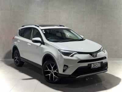 2018 Toyota Rav4 - Thumbnail