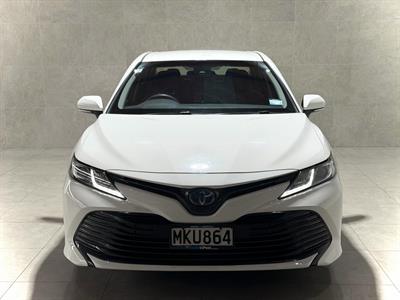 2019 Toyota Camry - Thumbnail