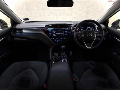 2019 Toyota Camry - Thumbnail