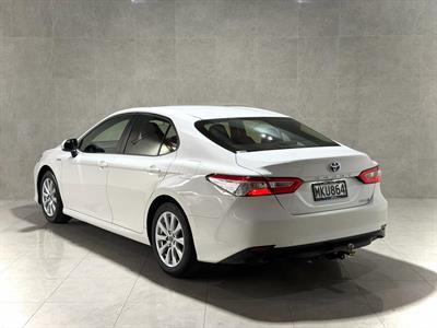 2019 Toyota Camry - Thumbnail