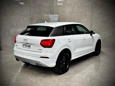 2017 Audi Q2 - Thumbnail