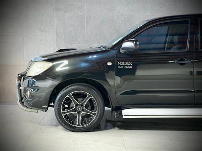 2010 Toyota Hilux - Thumbnail