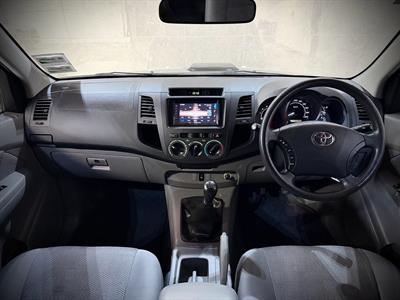 2010 Toyota Hilux - Thumbnail