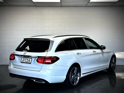 2015 Mercedes-Benz C 220 - Thumbnail
