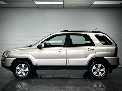 2008 Kia Sportage - Thumbnail