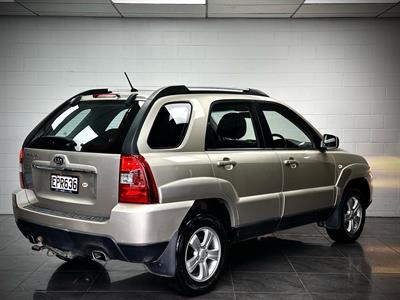 2008 Kia Sportage - Thumbnail