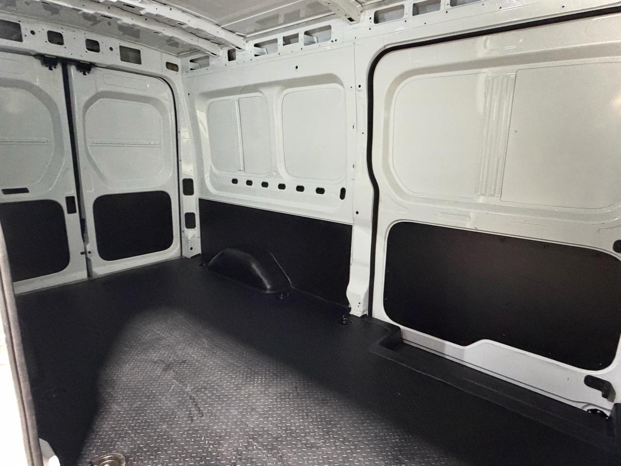2023 LDV Edeliver 9