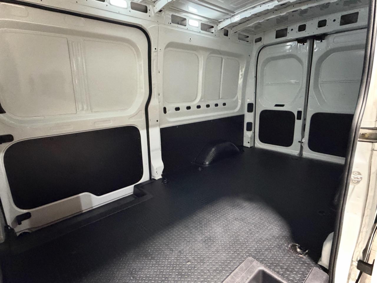 2023 LDV Edeliver 9