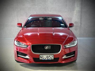 2018 Jaguar Xe - Thumbnail