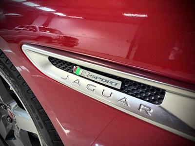 2018 Jaguar Xe - Thumbnail