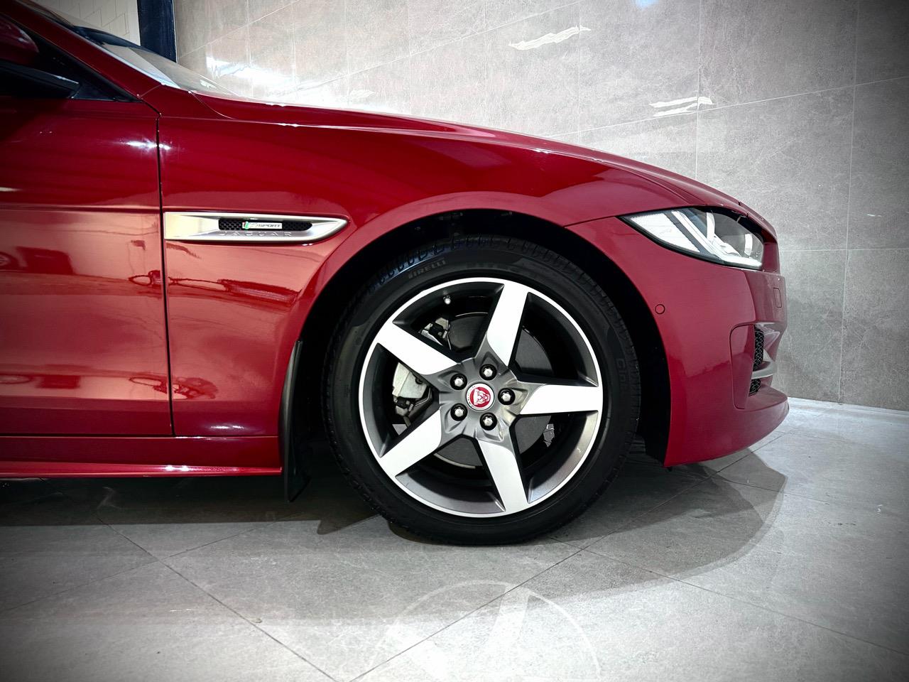 2018 Jaguar Xe