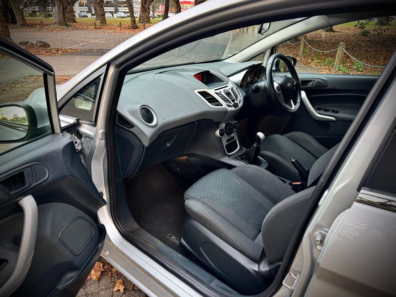2012 Ford Fiesta