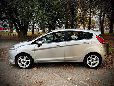 2012 Ford Fiesta - Thumbnail
