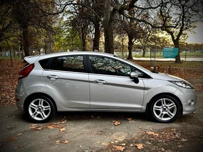 2012 Ford Fiesta - Thumbnail