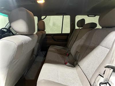2006 Toyota Landcruiser - Thumbnail