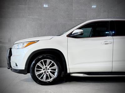 2015 Toyota Highlander - Thumbnail
