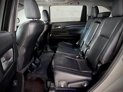 2015 Toyota Highlander - Thumbnail