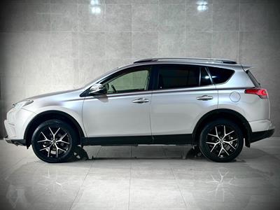 2016 Toyota Rav4 - Thumbnail