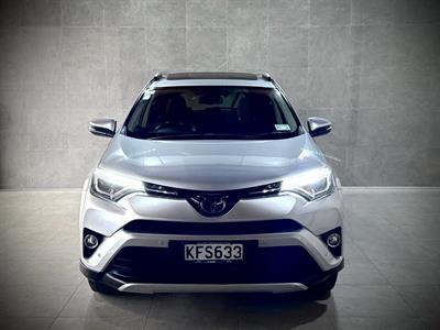 2016 Toyota Rav4 - Thumbnail