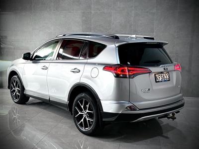 2016 Toyota Rav4 - Thumbnail