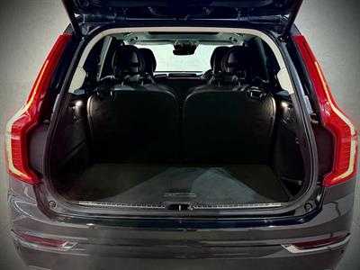 2016 Volvo Xc90 - Thumbnail