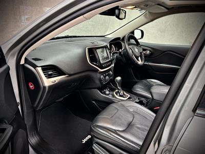 2017 Jeep Cherokee - Thumbnail