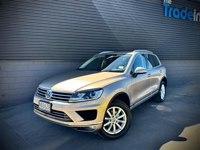 2015 Volkswagen Touareg - Thumbnail