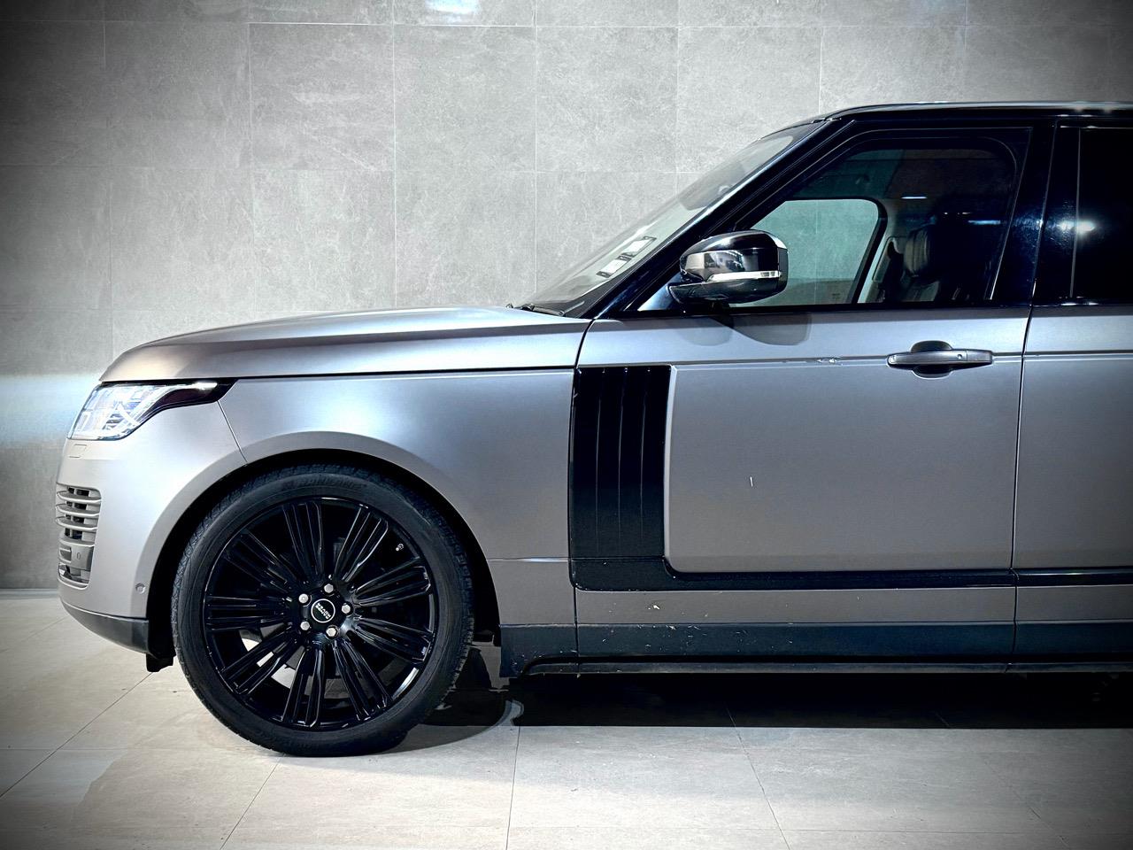 2018 Land Rover Range Rover Vogue