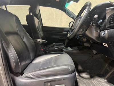 2019 Toyota Hilux - Thumbnail