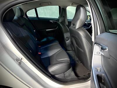 2014 Volvo S60 - Thumbnail