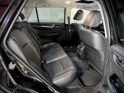 2019 Subaru Outback - Thumbnail