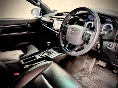 2018 Toyota Hilux - Thumbnail