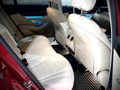 2018 Mercedes-Benz GLC 250 - Thumbnail