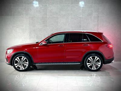 2018 Mercedes-Benz GLC 250 - Thumbnail