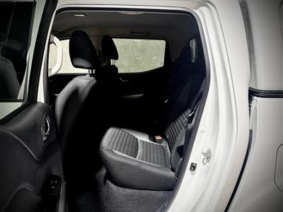 2022 Nissan Navara - Thumbnail
