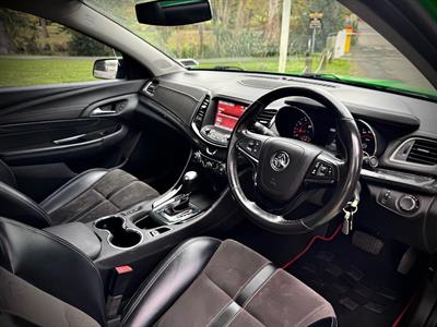 2015 Holden Commodore - Thumbnail