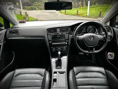 2014 Volkswagen Golf - Thumbnail