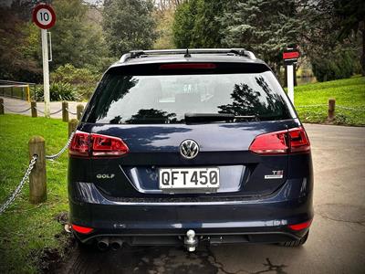 2014 Volkswagen Golf - Thumbnail