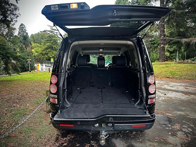 2016 Land Rover Discovery - Thumbnail