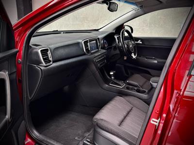 2018 Kia Sportage - Thumbnail